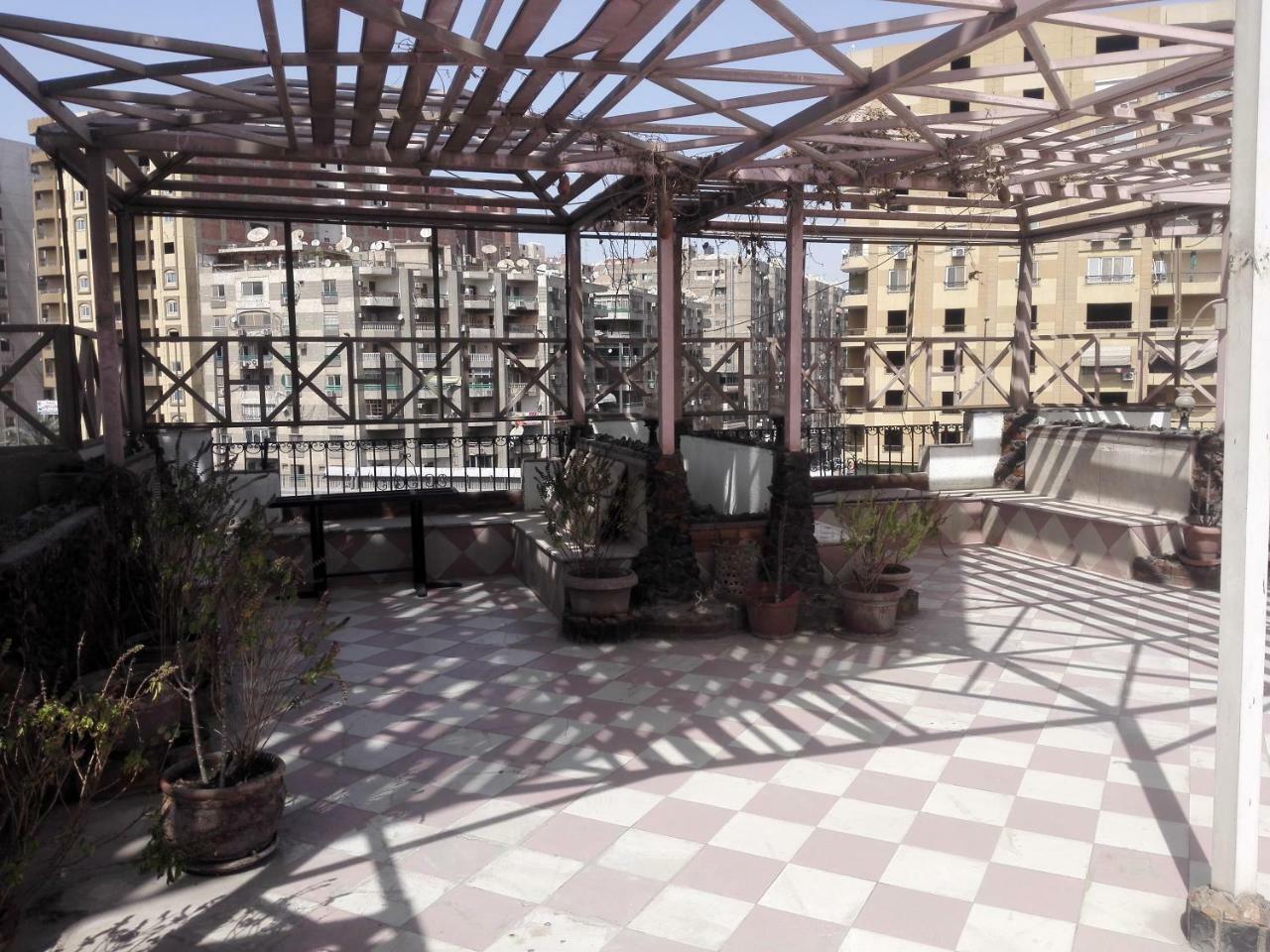 Royal Pyramids Hotel El El Cairo Exterior foto