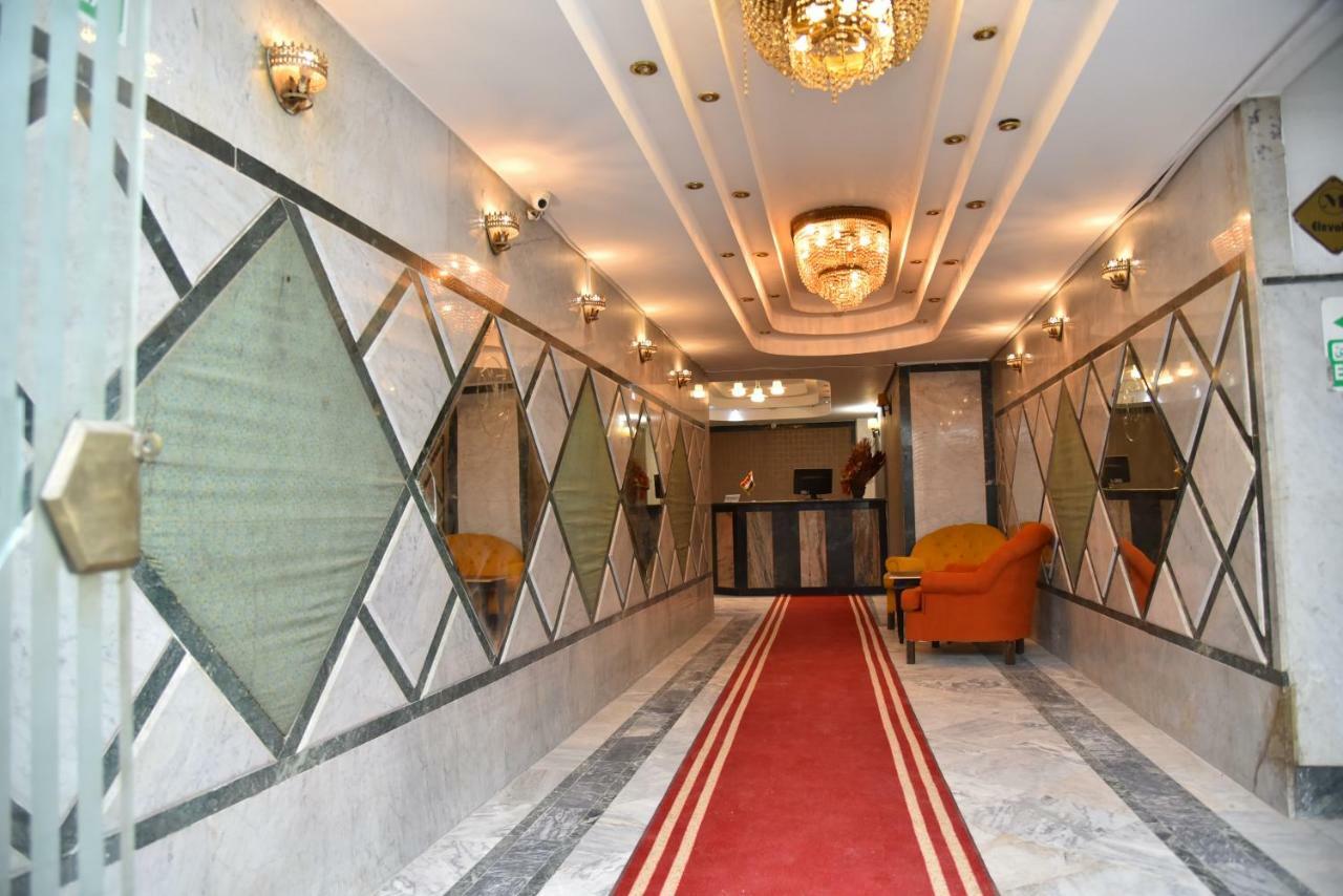 Royal Pyramids Hotel El El Cairo Exterior foto